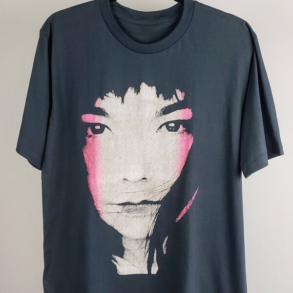 Bjork T Shirt Large