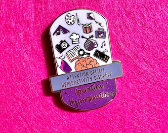 Pin esmaltado con motivo de salud mental y TDAH, decoración en color morado