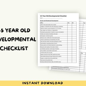 Puede incluir: Un documento de papel blanco titulado 4-5 Year Old Developmental Checklist con texto negro y una cuadrícula para seguir las habilidades de desarrollo social y emocional. El formulario incluye una línea para el nombre y columnas Sí y No.