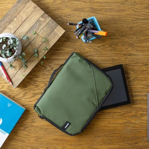 Samsung Galaxy Tab S6 Lite SM-P610 P615 P617 10.4 Inch Tablet Hand Bag Cover Super Slim Case Sleeve Organizer Gray Black Dark Green Fuschsia