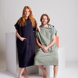 Surf Poncho - Ponchy - 5 Farben 4 Größen - Wechselponcho für Frauen und Männer
