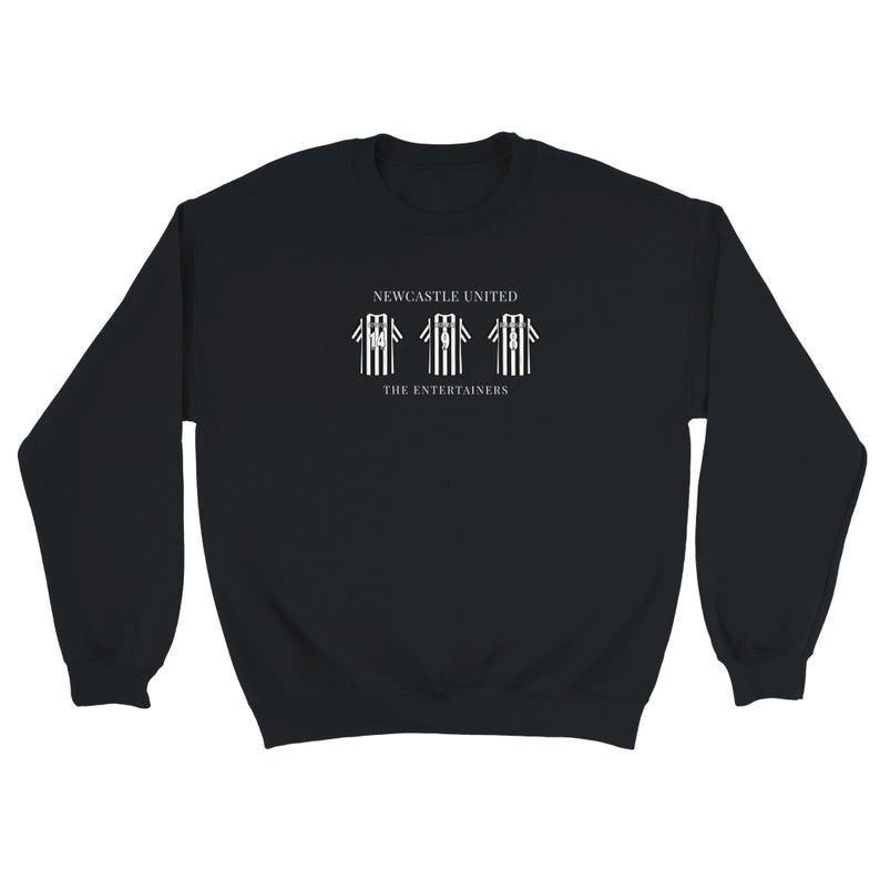 Sudadera 'Entertainers' del Newcastle United: Homenaje a Shearer, Ginola y Beardsley imagen 3