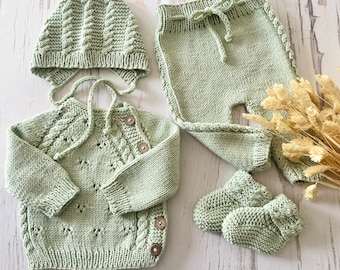 Newborn Baby Coming Home Outfit | Knit Newborn Outfit | Newborn Boy Coming Home Outfit | Newborn Girl Coming Home Outfit | Green Baby Outfit