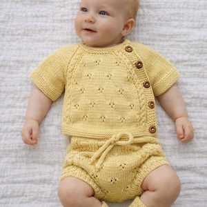 Newborn Baby Coming Home Outfit - Spring Summer Baby Outfit - Short Sleeved Sweater, Shorts, Bonnet & Booties Yellow