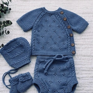 Newborn Baby Coming Home Outfit - Spring Summer Baby Outfit - Short Sleeved Sweater, Shorts, Bonnet & Booties Royal Blue
