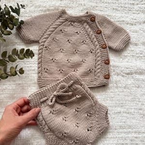 Newborn Baby Coming Home Outfit - Spring Summer Baby Outfit - Short Sleeved Sweater, Shorts, Bonnet & Booties Beige Brown