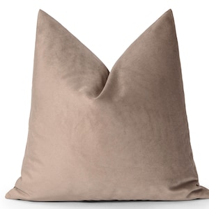 Copricuscino in velluto beige • Copricuscino color terra • Copricuscino europeo in velluto • Copricuscino in velluto marrone beige • Copricuscino neutro • Tutte le misure