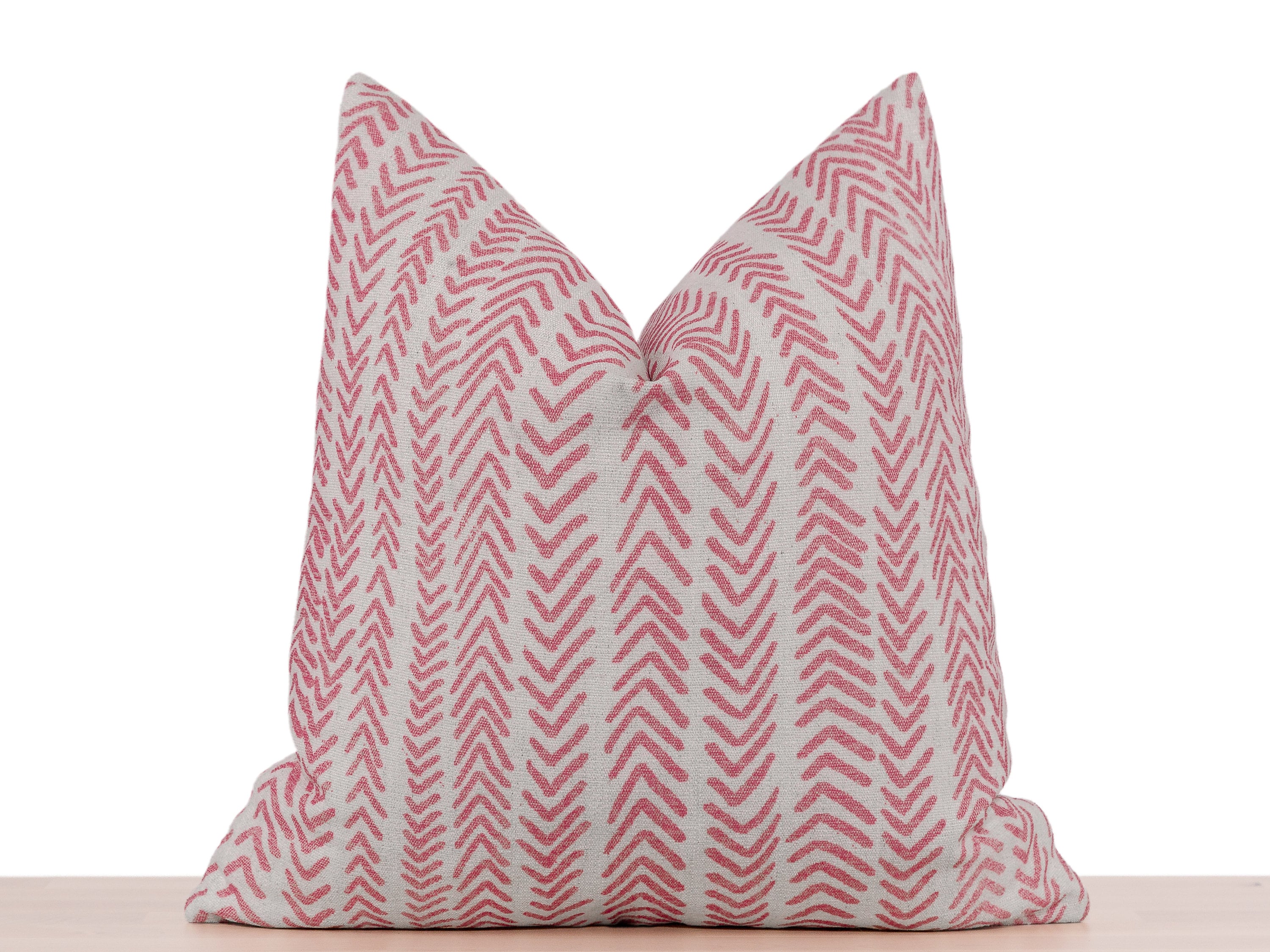 Red White Mud Cloth Pattern Throw Pillow With Insert – Reflektion