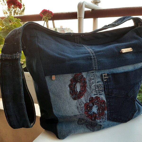 Embroidered denim bag with zipper, Recycled large denim tote, eco friendly shoulder bag for women, Denim  tote  handbag,  Jeans handbag