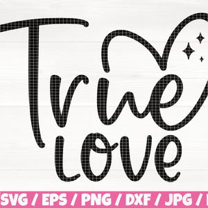 Puede incluir: Diseño gráfico en blanco y negro con el texto "True Love" y una forma de corazón con estrellas.