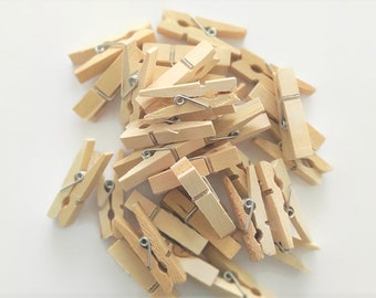 Mini wooden clothespins (30 pieces)