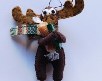 Cute Treat Hugging Moose *Candy not included*