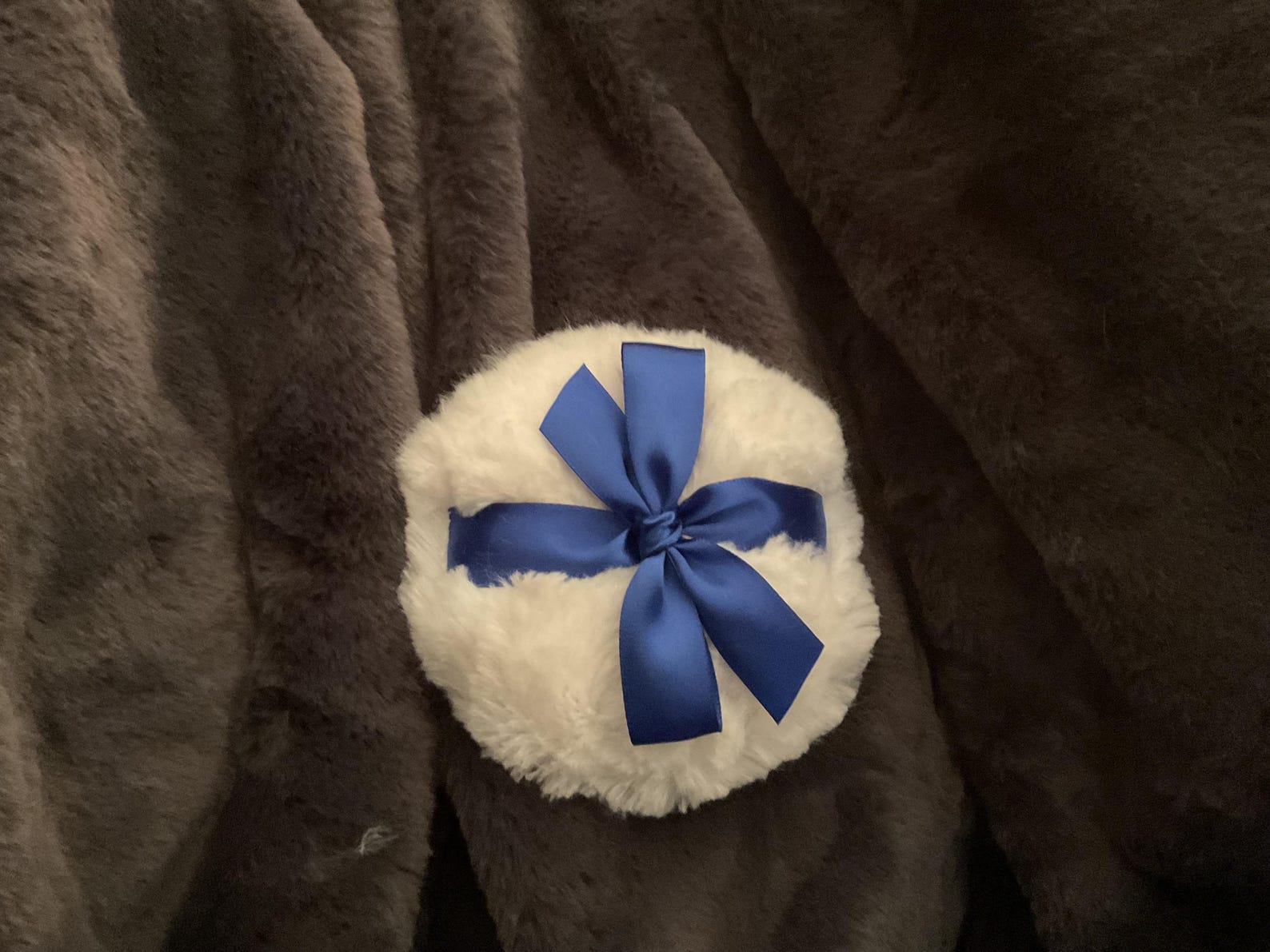Luxuriously Soft 5 Inch, Powder Puff With Royal Blue Ribbon Handle and ...