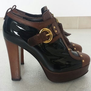 russell and bromley delivery