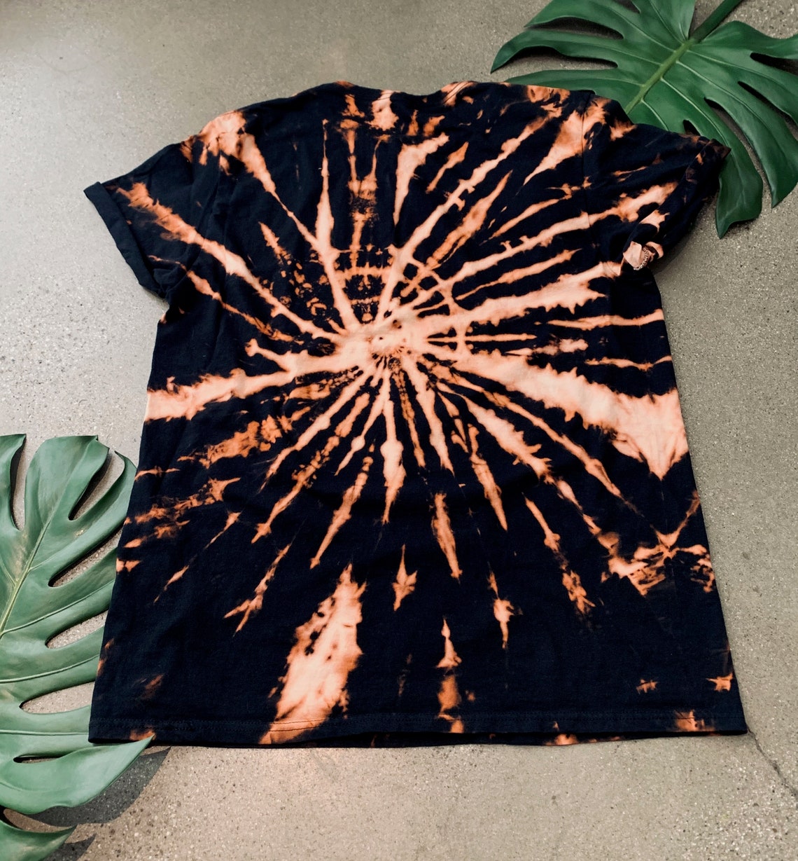 tie dye a black shirt