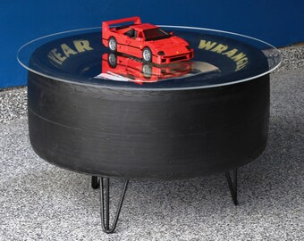 NASCARタイヤコーヒーテーブル：自動車ショップ家具＆レーシングホーム