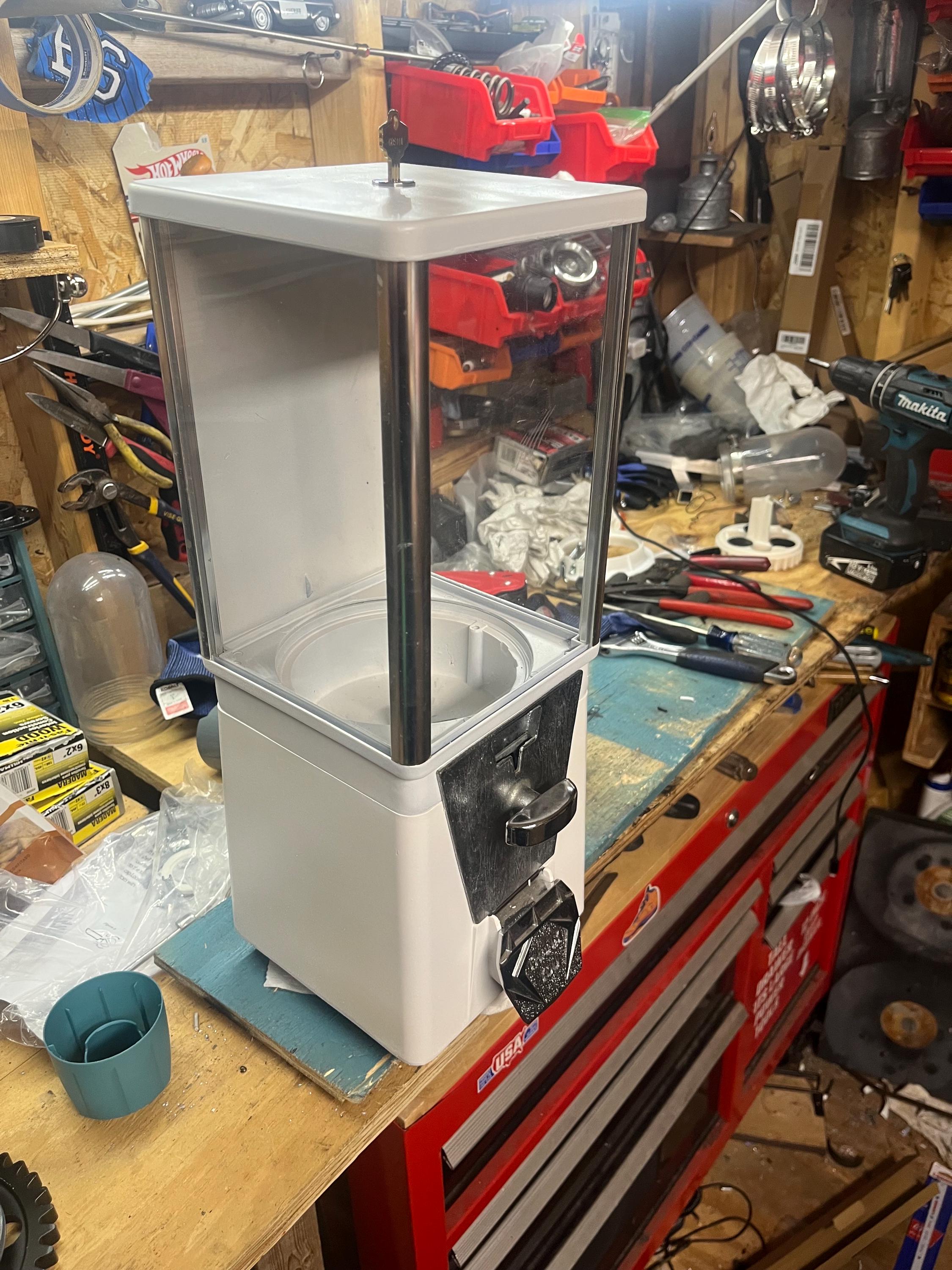 Astro Gumball Machine: Restored Antique Coin-operated Candy
