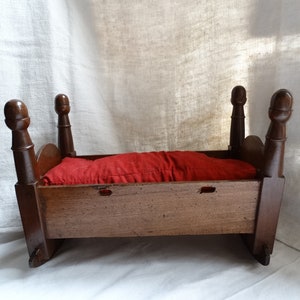 Antique cots hotsell
