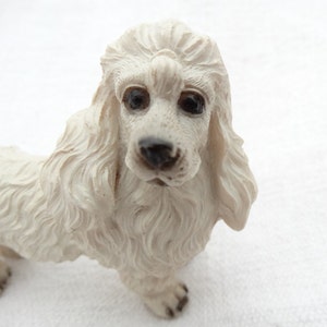 Vintage poodle figurine/Resin dog/Cabinet display/Miniature poodle statue/Cast resin dog/Caniche/Dog lover&#39;s gift/White dog statuette/Chien