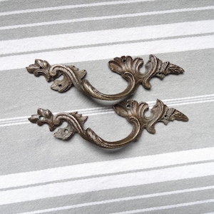 Pair brass drawer handles/Antique pull handles/Trunk or chest handles/Drawer pulls/Leaf pattern brass pulls/Hardware/Furniture restoration