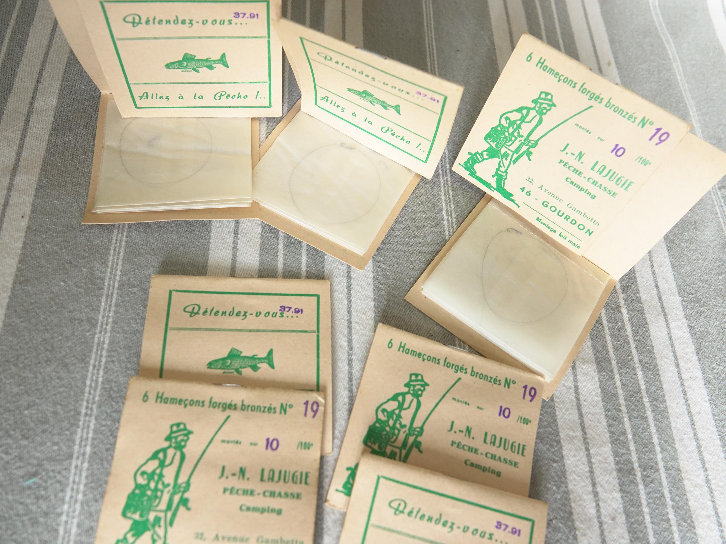 Hameçons de Pêche vintage : Standard Brand Snelled & Bud Adams