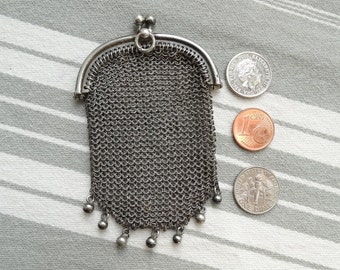 Silver chatelaine coin purse/Silver mesh purse/Antique French chain mail purse/"Kiss" fastener/Aumônière en argent/Silver Chatelaine purse