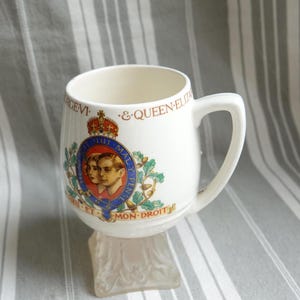 Coronation souvenir mug/King George VI & Queen Elizabeth Coronation/British Monarchy collectible/1937 Royal souvenir