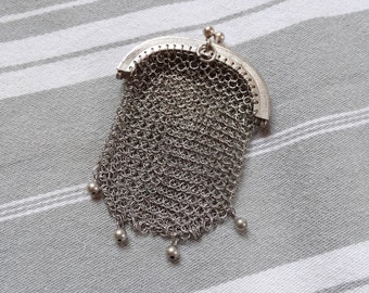 Silver chatelaine coin purse/Silver mesh purse/Antique French chain mail purse/Silver link purse/ &quot;Kiss&quot; fastener/Aumonier en argent massif
