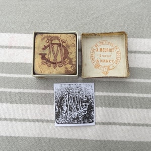 Sello GM o MG de bronce/Bloque de impresión en caja antigua/Sello de bordado monograma/Cachet MG inicial/Fabricación de tarjetas/Impresión/Iniciales de encreur de tampón