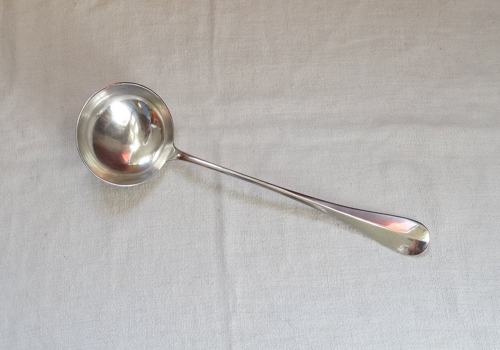 La Louche de Soupe Christofle. Louche Plaquée Argent Antique Pour La ou Le Ragoût. Grande Louche. Cu