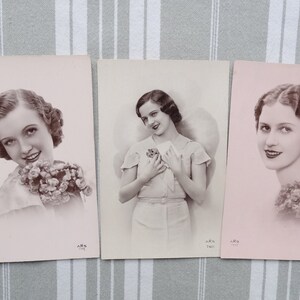 3 Franse ansichtkaarten/Roze getinte fotokaarten/Jaren 20 Romantische meisjes fotokaarten/Ongebruikt/Art deco ansichtkaarten/Valentijn/Scrapbooking/Junk journals