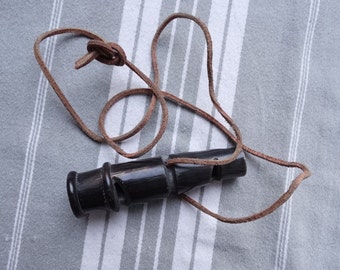 Vintage Horn whistle/Double ended whistle/Hunting whistle/Dog recall/Dog training/Hunting & shooting/Shrill whistle/Cow horn whistle/Sifflet