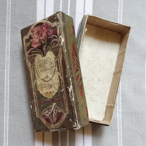 Antique Oeillet Trianon box/Early Gellé Frères perfume box/Empty perfume presentation box/Vieille Boite Parfumerie/Advertising/Collectible