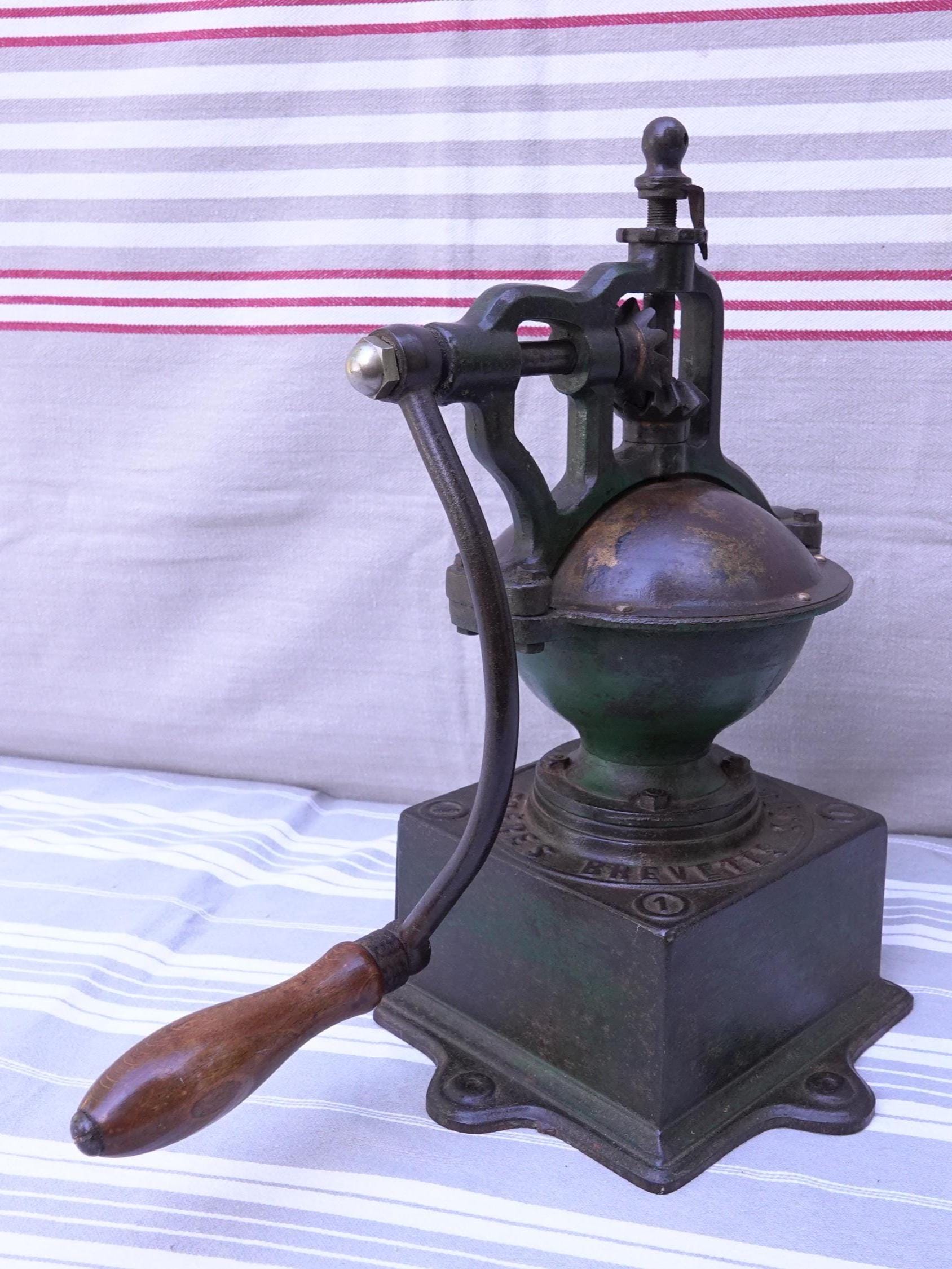 大型アンティーク鋳鉄製プジョーコーヒーミル/コーヒー豆用業務用グラインダー/米国へDDP配送