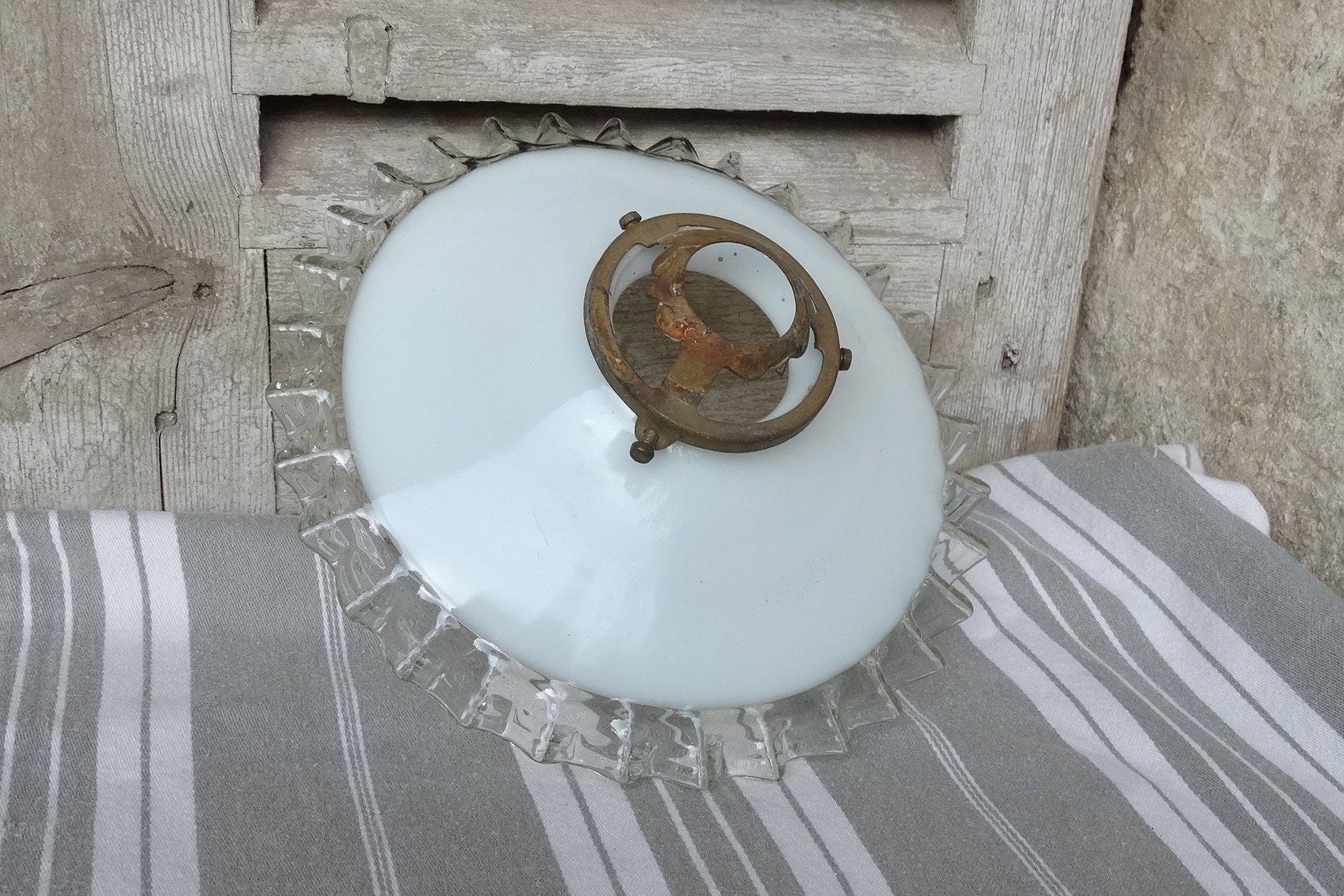 Abat-Jour en Verre de Petite Taille/Abat-Jour Plafond Art Déco/Français Opaline Vintage et Teinte Cl