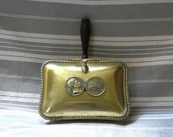 Vintage brass silent butler/Crumb collector with medals of Napoleon/DDP to USA