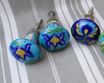 Boutons en céramique/poignées vintage/Poignées de tiroir de style Iznik/Peint à la main/Boutons d'armoire/Boutons de penderie/Poignées de porte/Poignées de porte en poterie/Jolis boutons