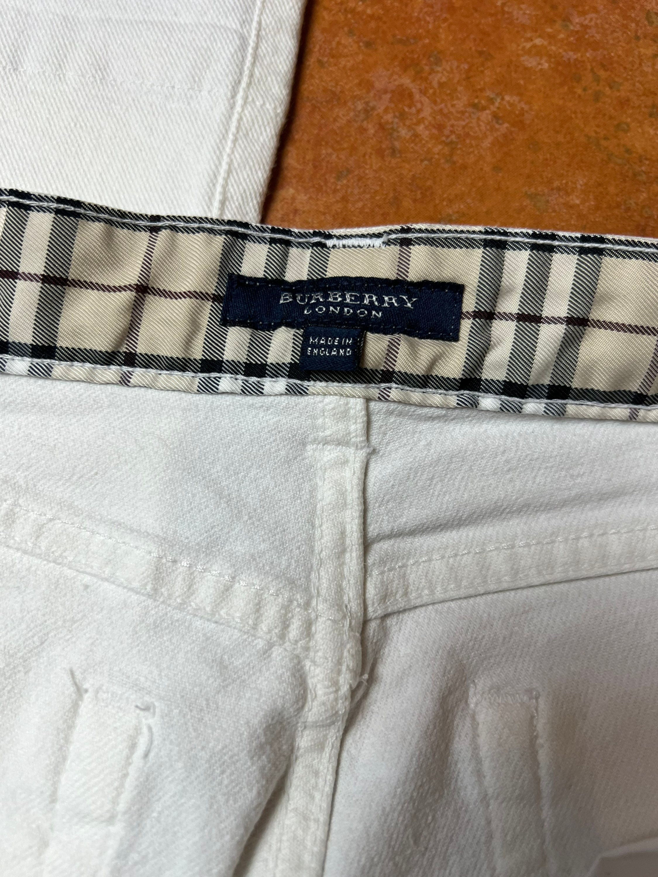 Burberry's LONDON One-tuck slacks pants for men, size W36 unknown navy blue type Vintage Second Hand
