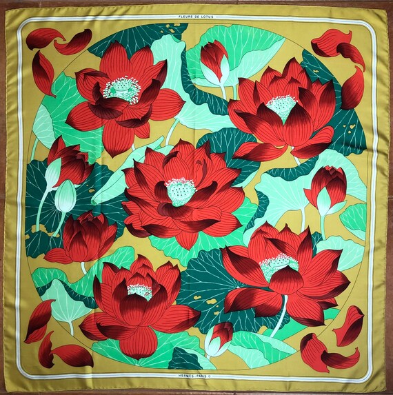 HERMÈS ヴィンテージ・スカーフ FLEURS DE LOTUS