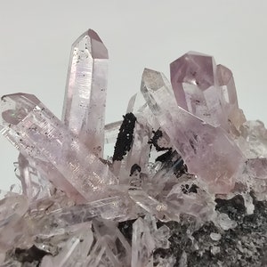 Amethyst, Guerrero - on matrix - Mexico - 28g