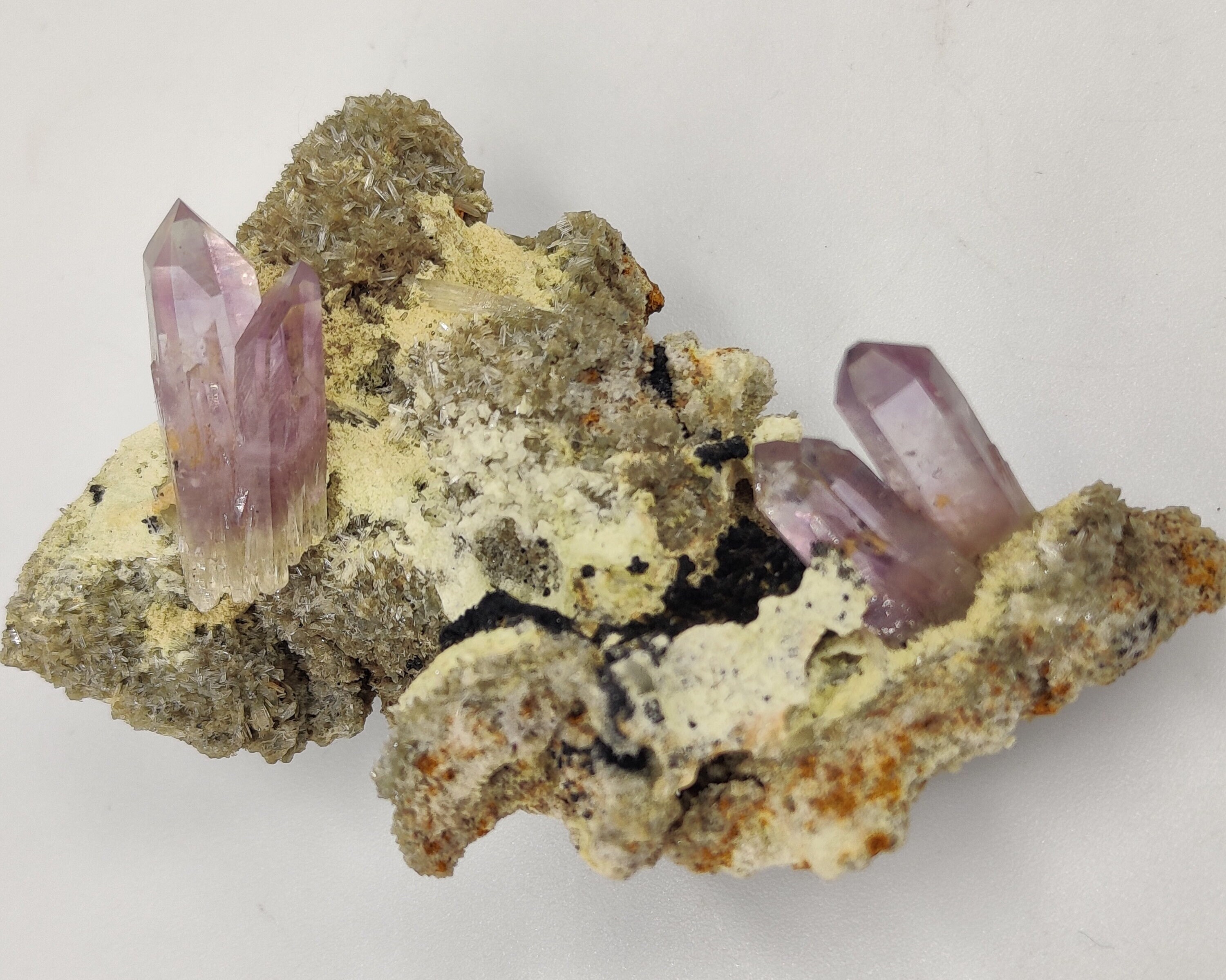 Amethyst, Guerrero - on matrix - Mexico - 24g