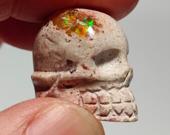 Top Fire Opal Noble - Carved skull - Mexico - 35 ct