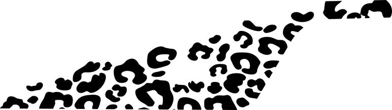 Pu&ograve; includere: Motivo a stampa leopardata in bianco e nero. La stampa ha la forma di un'onda o di una curva.