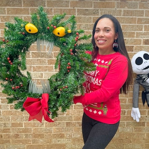 Monster eating Creepmas front door wreath with lights, fang Spookmas wreath, NBC, dark Christmas wreath, haunted Xmas wreath with teeth
