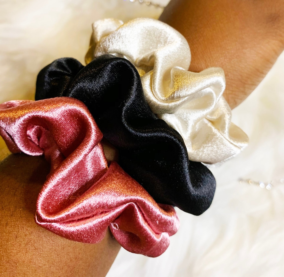 3 PACK Satin Scrunchies, Satin Hair Tie Bundle, Satin Ponytail Holder ...