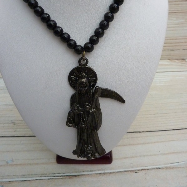 Rosario De La Santa Muerte con Piedras Negra Ajustable / Black Stone / Adjustable Necklace / Rosary / Handmade