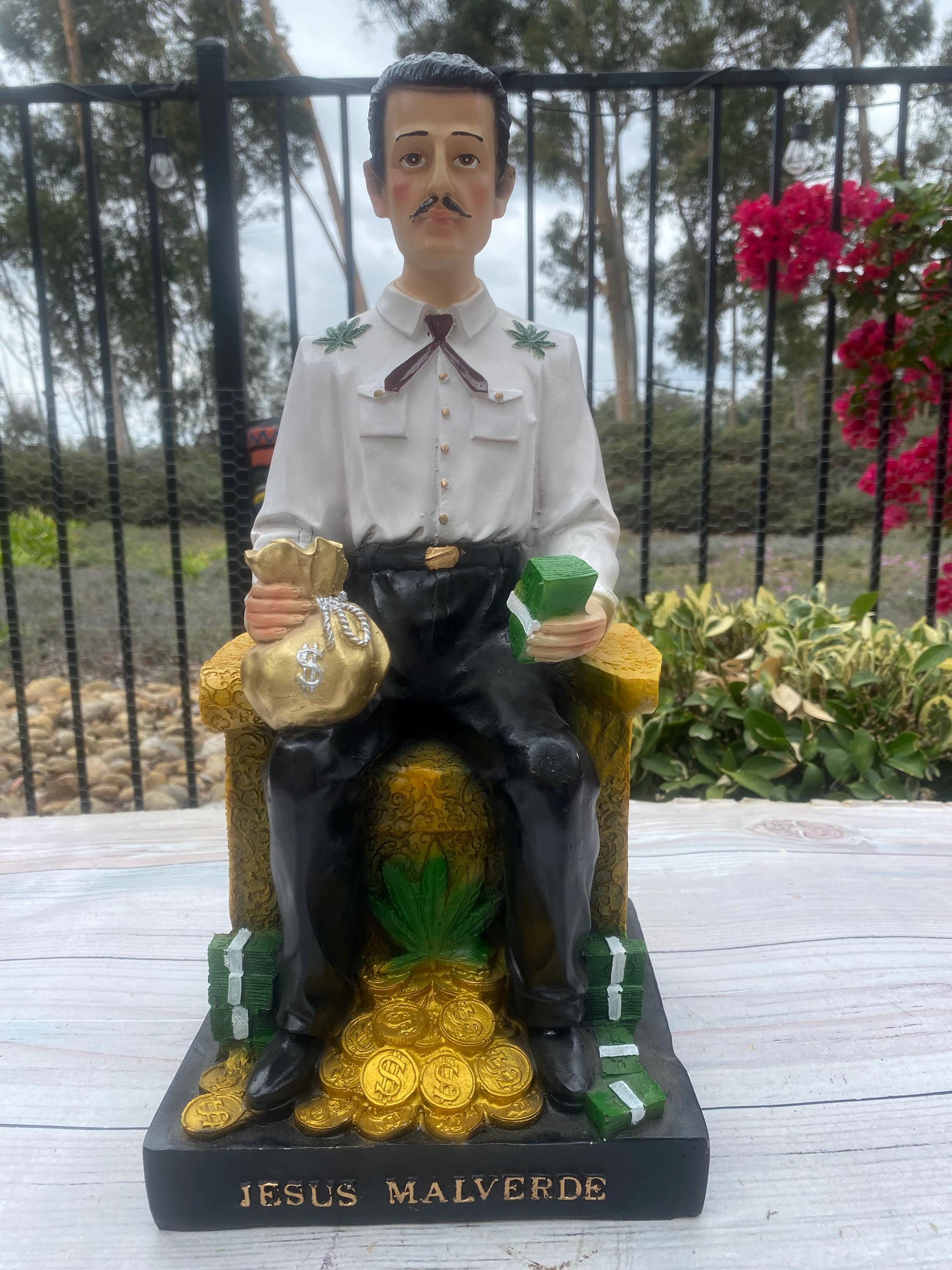 Jesus Malverde White Figurine Handmade / Estatua Figure 16