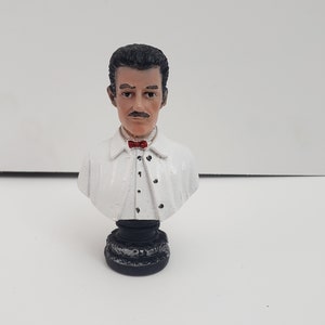 ヘスス マルベルデ ホワイト フィギュア スタチュー ハンドメイド 5インチ x 4インチ / Estatua Figura Hecha a Mano Money - Luck - 樹脂