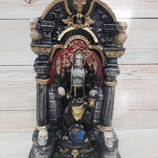 Santa Muerte Color Black / Handmade/ Estatua Hecha a Mano 14"X7" / Love / Money / Luck/ Health / Salud / Para la Protecion