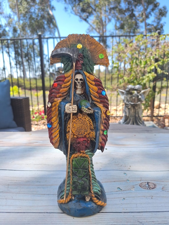 サンタ・ムエルテ像：サンティシマ聖なる死、青い虹のアステカ像（13